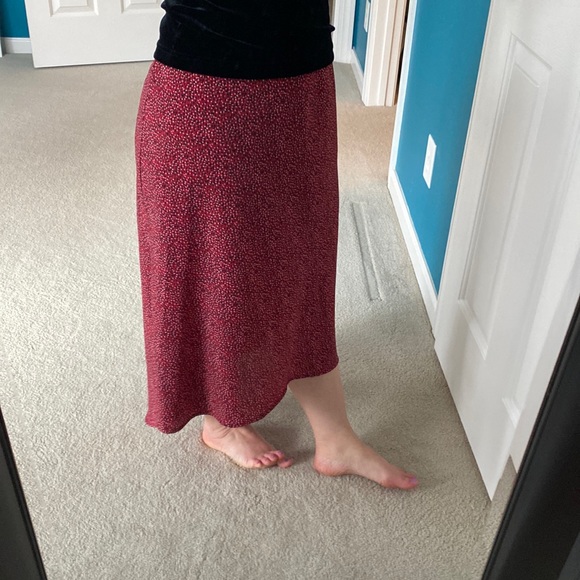 VintageBlue size 13 hi-lo red with white and black polka dots polyester skirt - Picture 9 of 13